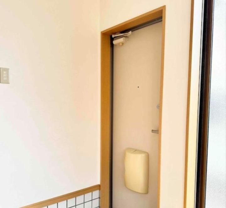 かごはらハイツの玄関