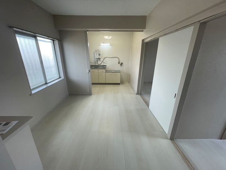 塚本マンションの居間