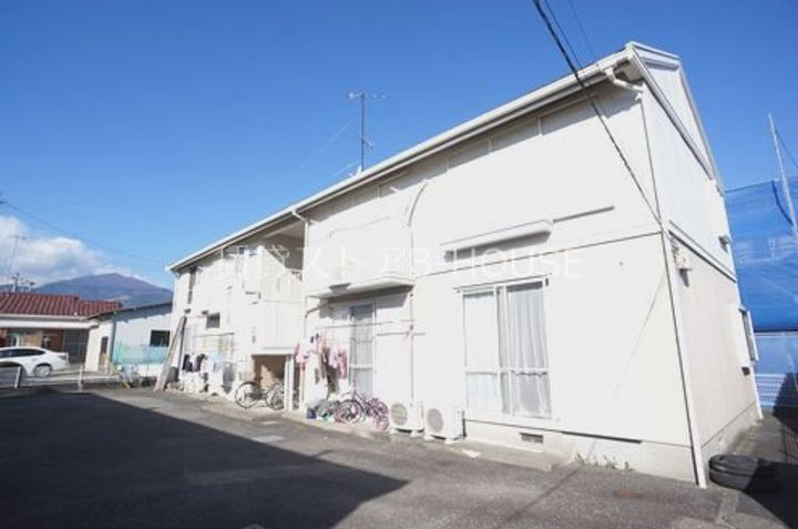 神奈川県伊勢原市板戸(アパート)の賃貸物件の外観