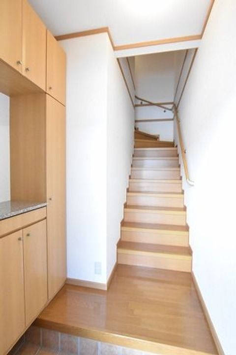 アルページュDの玄関