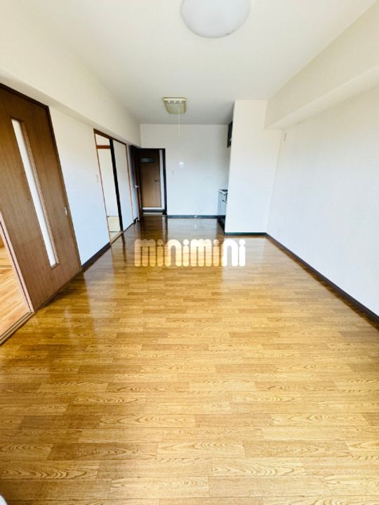 ハピネスIIの内装