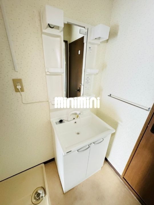 ハピネスIIの内装