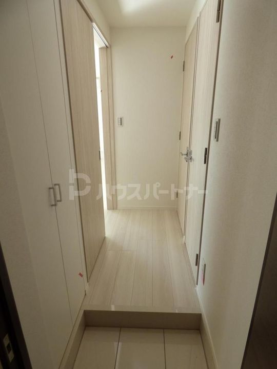 Grande Maison Kita-Ayaseの玄関