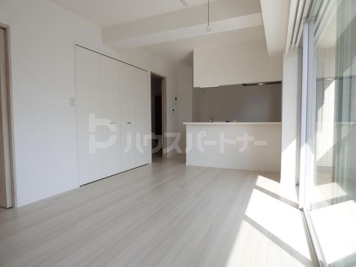 Grande Maison Kita-Ayaseの居間