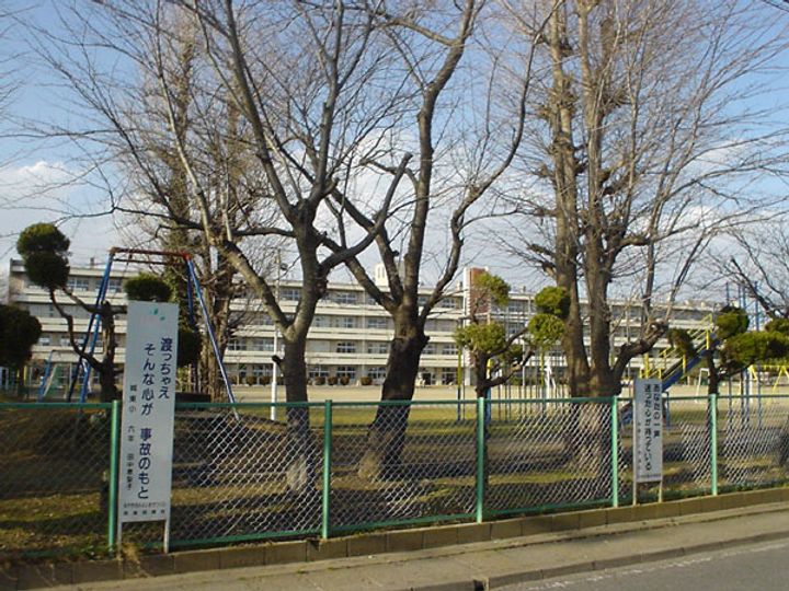 ワイズガーデン A棟の周辺