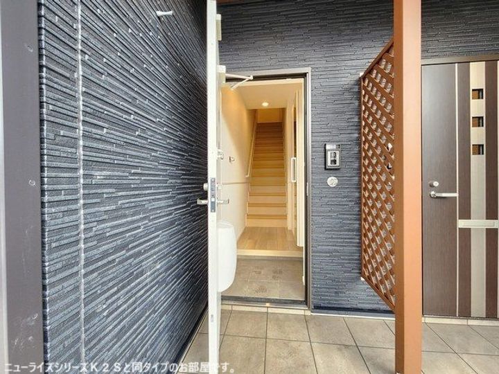 レ プリューム ドゥの玄関