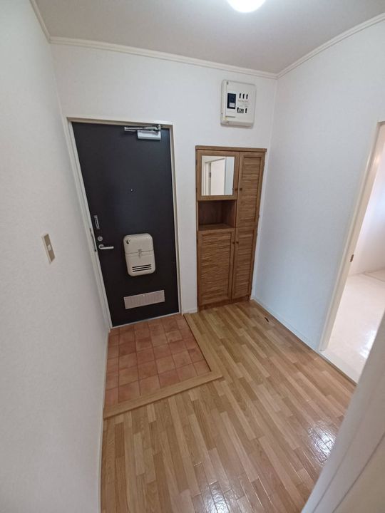 ドミール東田Iの玄関