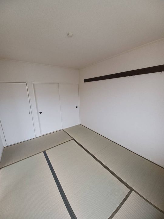 ドミール東田Iの居間