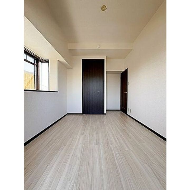 スカイヒルズ植田の内装