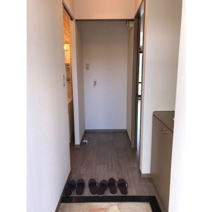 サンイーグル B棟の玄関