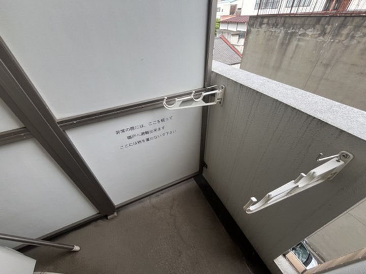 せかんどゆーす西口の内装