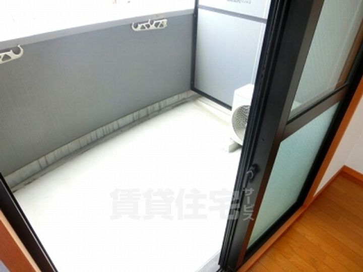 ロイヤル日赤通の内装