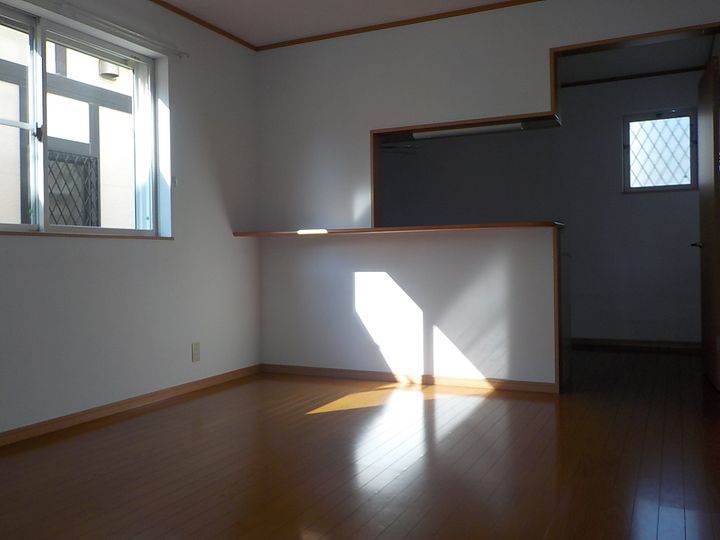 栃木県小山市駅南町2(一戸建)の賃貸物件の居間