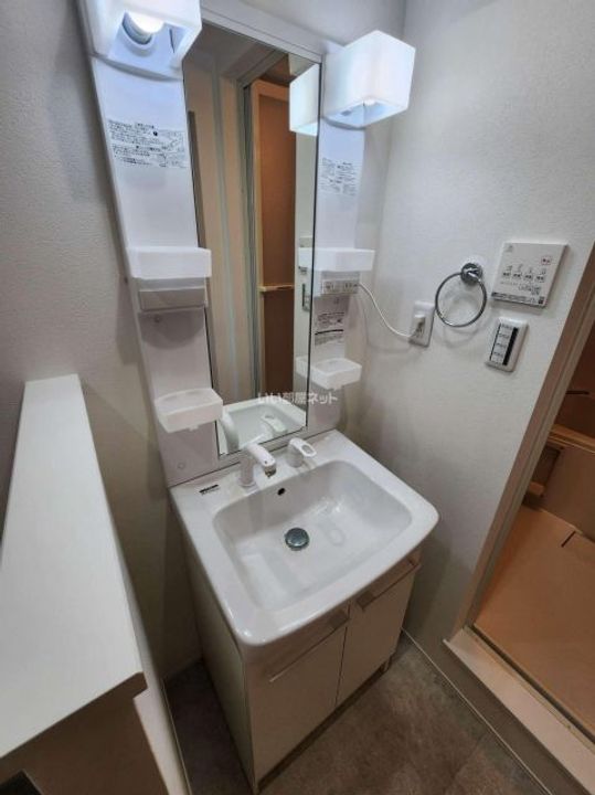 大阪府堺市西区鳳東町3(アパート)の賃貸物件の内装