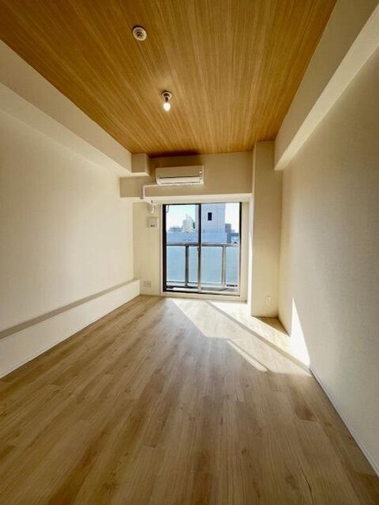 レジディア上野御徒町の居間