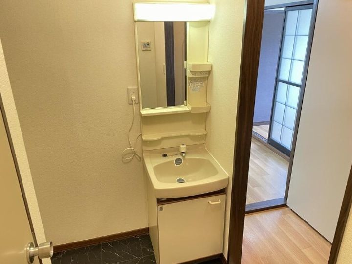 タウニイエードBの内装