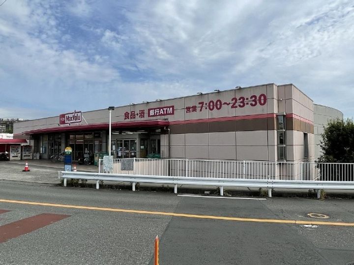 タウニイエードBの周辺