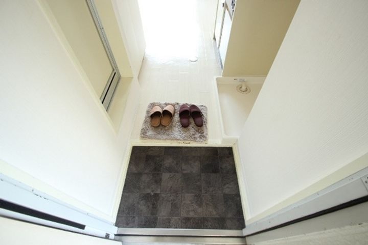 パラドール三筋の玄関