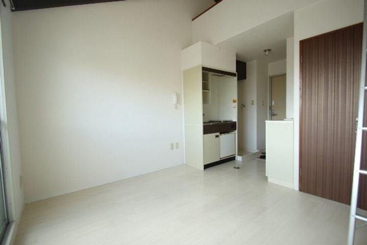 パラドール三筋の居間