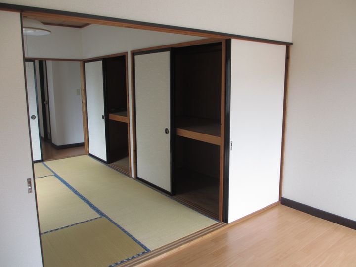 唐橋ハイツの内装