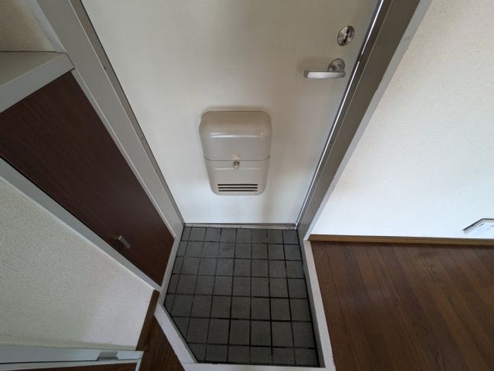 ブルーメンヴォーヌンの玄関