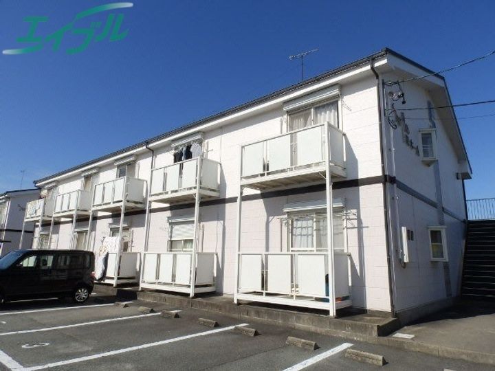 Surplus塚本Aの外観