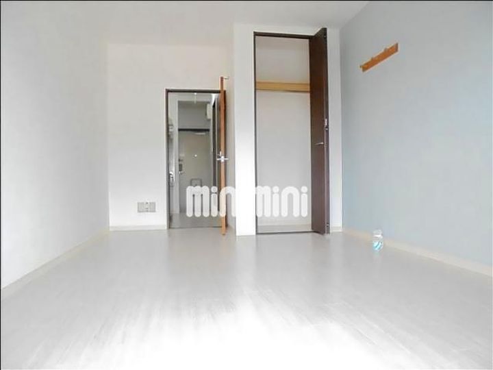 ジュエルボックスの居間