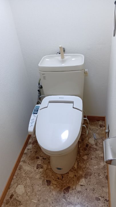 りとるたうん 東の内装