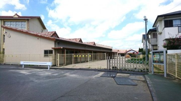 アモールの周辺