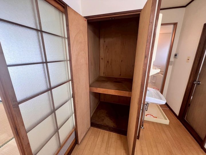 沼館コーポの内装