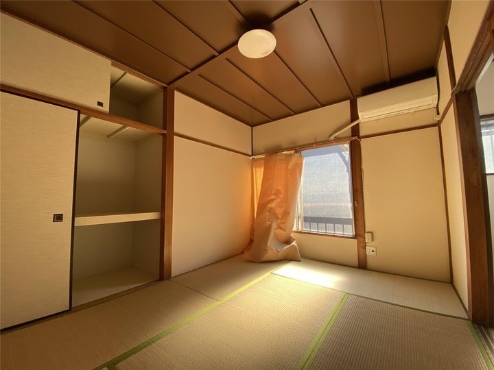 奥秋アパート(仮称の居間