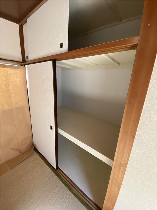 奥秋アパート(仮称の内装