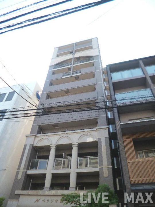 ベラジオ四条烏丸の外観