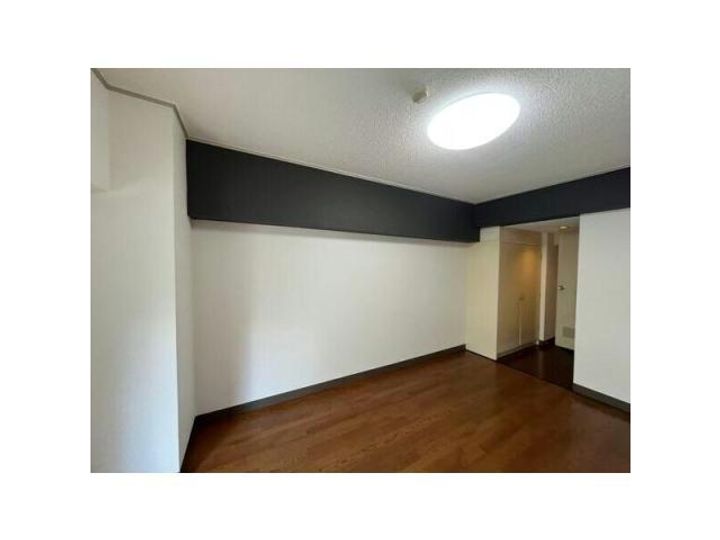 栄マンションN棟の居間