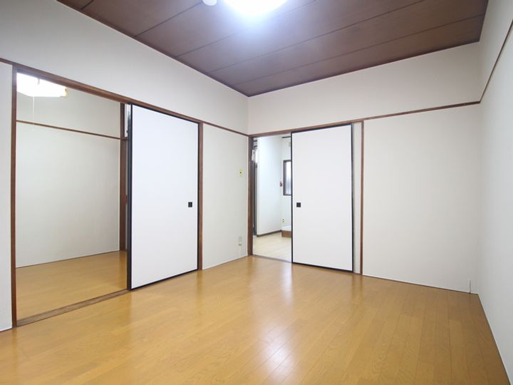 桜道コーポの居間