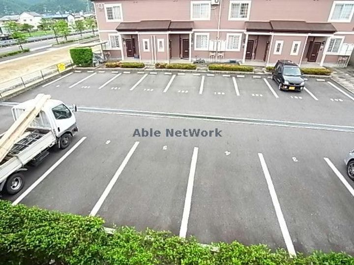 クレストールKIKI Bの地図