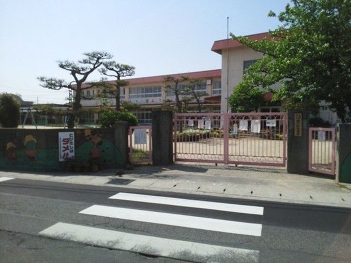 プリマヴェーラBの周辺