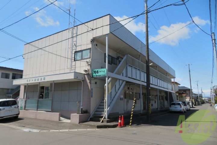 108アパートの外観