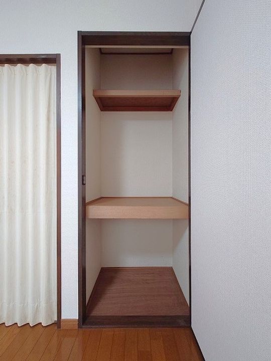 グリーンリーフA棟の内装