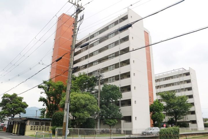 UR玉串西の外観