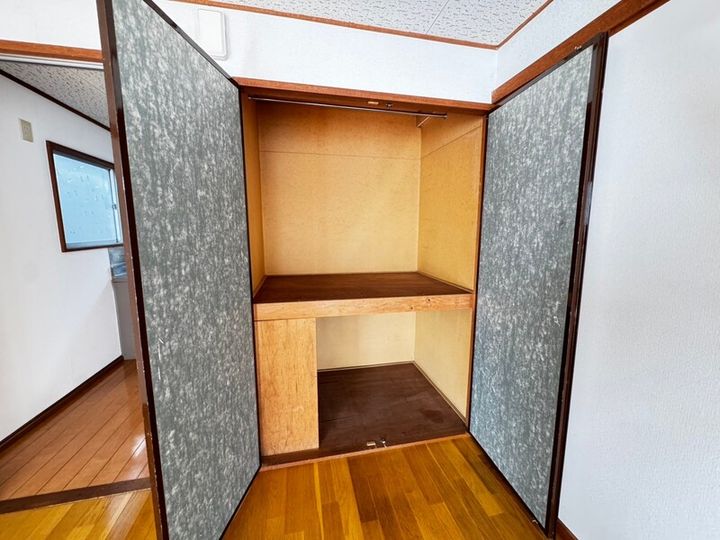 アティック二葉の内装