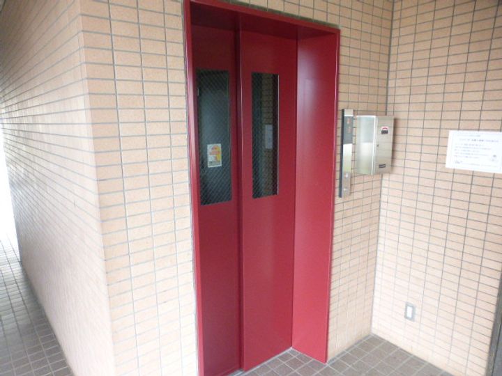 イーストコートSKの地図