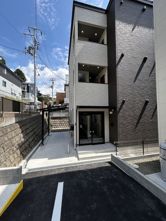 Azul八木山Iの外観