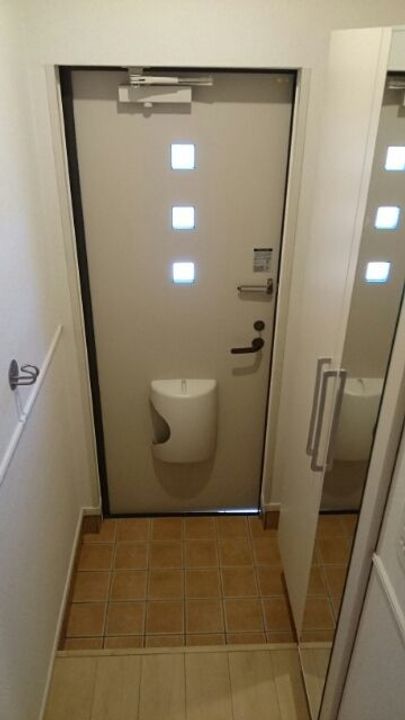 フォレスタ プルーニャの玄関