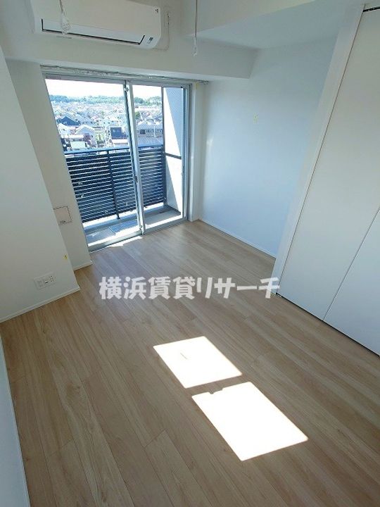 SYFORMETSUNASHIMAの居間