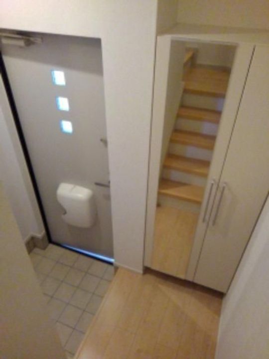 イ・グレック・メゾンIIIの玄関