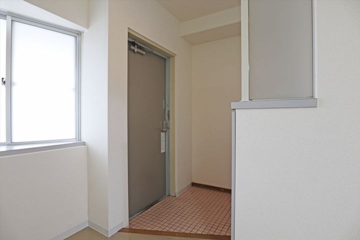 CASA LOGGIAの玄関