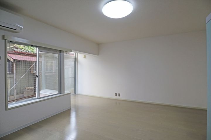 CASA LOGGIAの居間