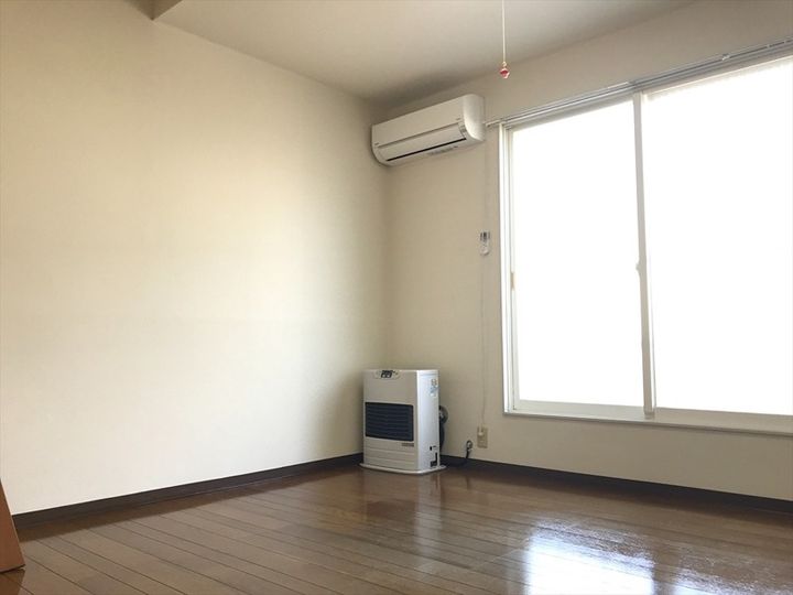 エスポアールの居間