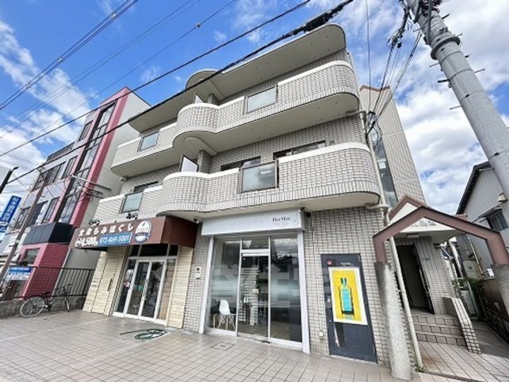 ルノール鴻池の外観